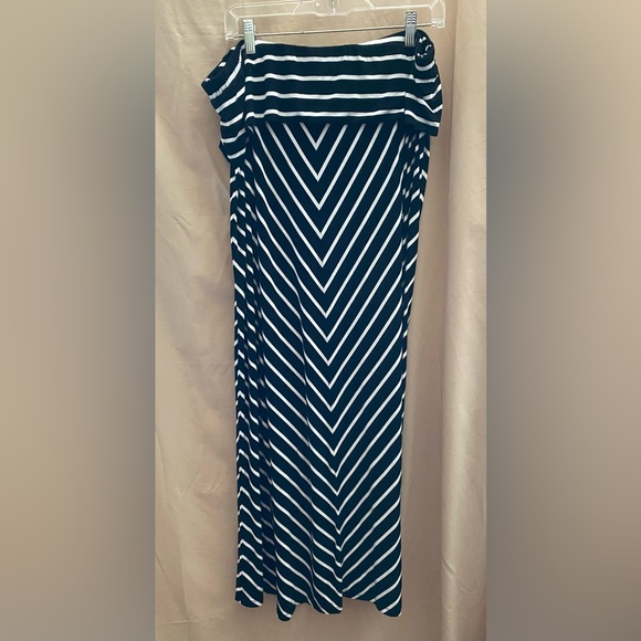 Calvin Klein Black and White Striped Strapless Dress/Skirt - Picture 1 of 6